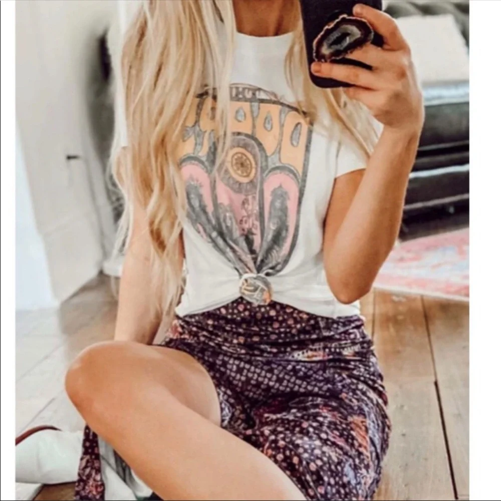 #90 CLOSEOUT SALE! NEW! The Doors Band Tour Vintage Graphic T-Shirt NWT - Picture 3 of 4